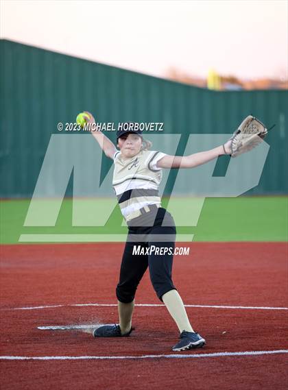 Thumbnail 1 in Abilene vs. Plano East photogallery.
