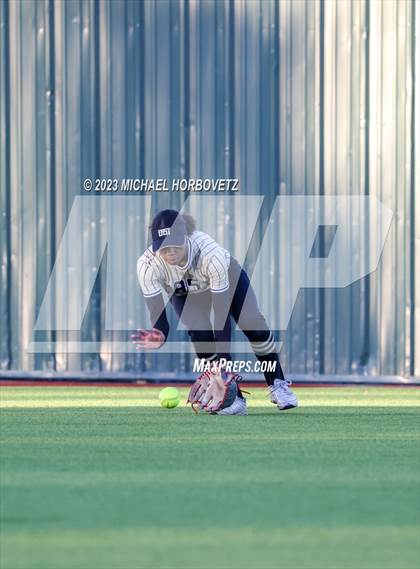 Thumbnail 3 in Abilene vs. Plano East photogallery.