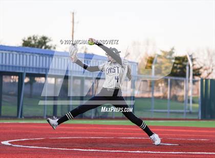 Thumbnail 2 in Abilene vs. Plano East photogallery.