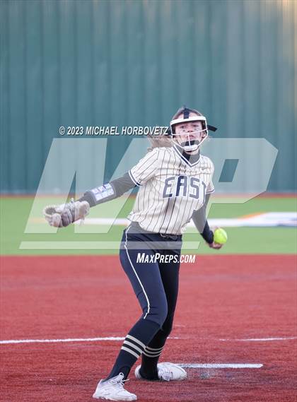 Thumbnail 2 in Abilene vs. Plano East photogallery.