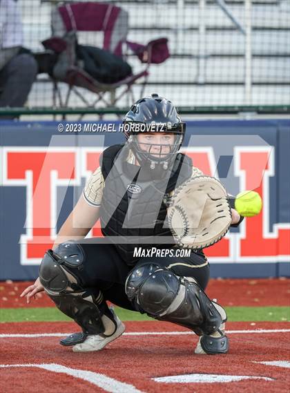 Thumbnail 1 in Abilene vs. Plano East photogallery.