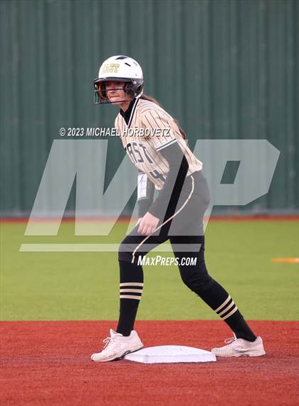 Thumbnail 1 in Abilene vs. Plano East photogallery.