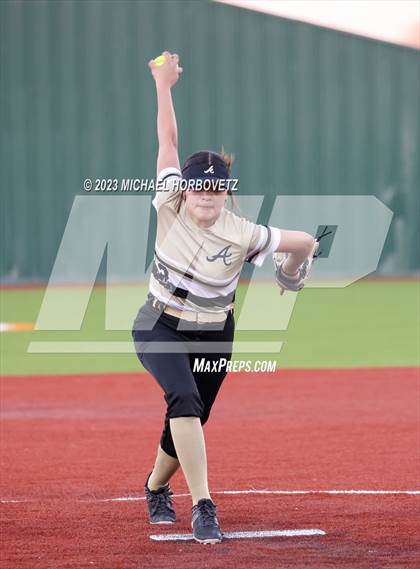 Thumbnail 2 in Abilene vs. Plano East photogallery.