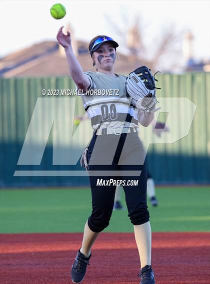 Thumbnail 3 in Abilene vs. Plano East photogallery.