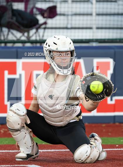 Thumbnail 2 in Abilene vs. Plano East photogallery.