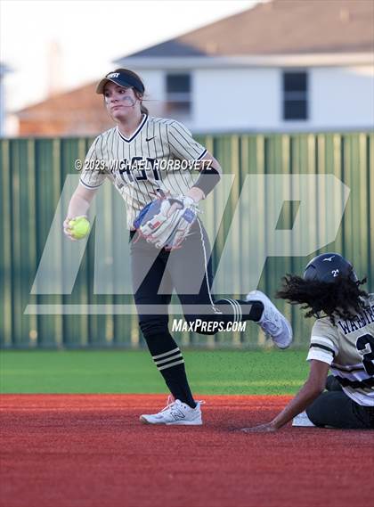 Thumbnail 1 in Abilene vs. Plano East photogallery.