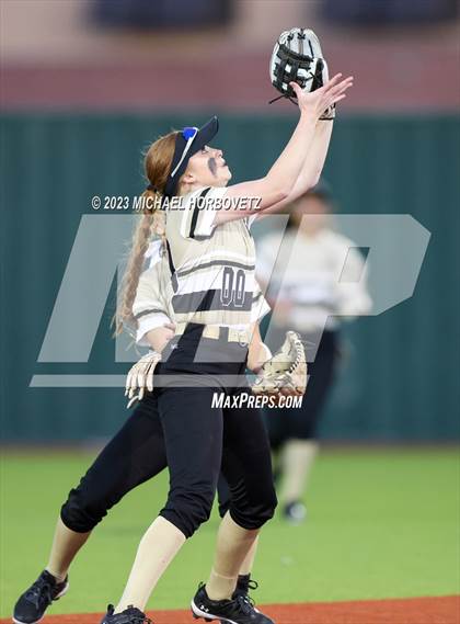 Thumbnail 3 in Abilene vs. Plano East photogallery.