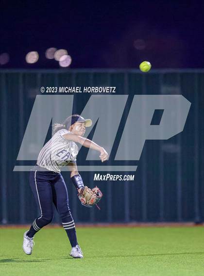 Thumbnail 3 in Abilene vs. Plano East photogallery.