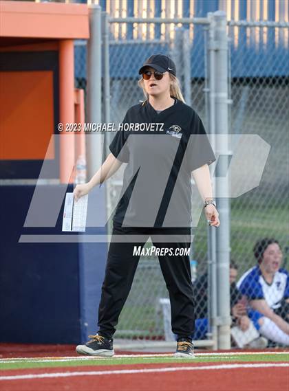 Thumbnail 1 in Abilene vs. Plano East photogallery.