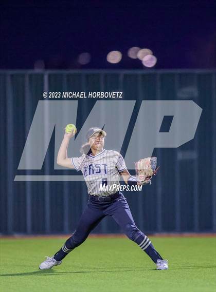 Thumbnail 2 in Abilene vs. Plano East photogallery.