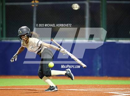 Thumbnail 2 in Abilene vs. Plano East photogallery.