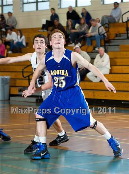 Thumbnail 2 in Agoura vs. Northwood (Santa Barbara Holiday Classic Tournament) photogallery.