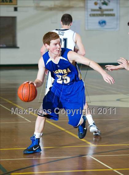 Thumbnail 3 in Agoura vs. Northwood (Santa Barbara Holiday Classic Tournament) photogallery.