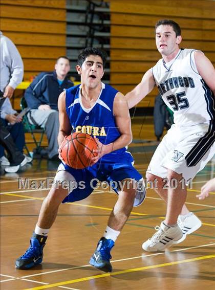 Thumbnail 1 in Agoura vs. Northwood (Santa Barbara Holiday Classic Tournament) photogallery.