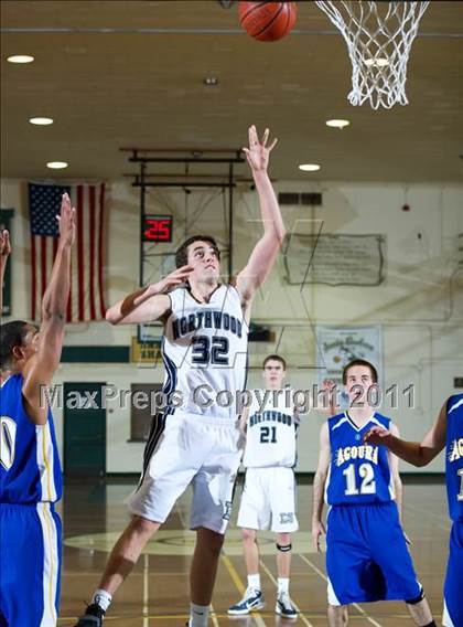Thumbnail 3 in Agoura vs. Northwood (Santa Barbara Holiday Classic Tournament) photogallery.