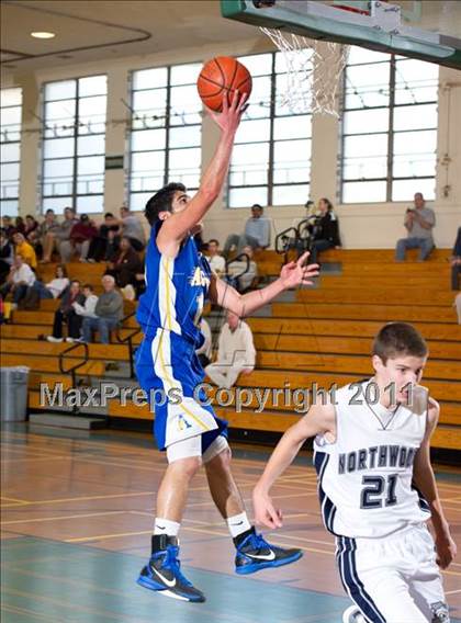Thumbnail 1 in Agoura vs. Northwood (Santa Barbara Holiday Classic Tournament) photogallery.