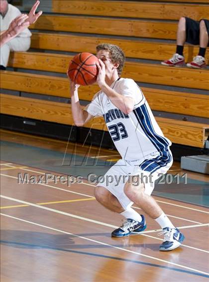 Thumbnail 2 in Agoura vs. Northwood (Santa Barbara Holiday Classic Tournament) photogallery.