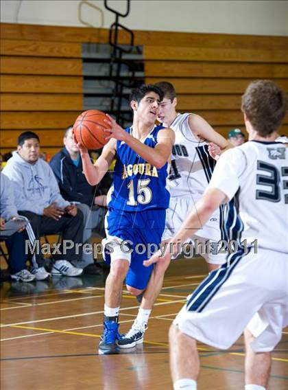 Thumbnail 1 in Agoura vs. Northwood (Santa Barbara Holiday Classic Tournament) photogallery.
