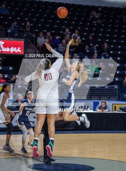 Thumbnail 1 in Eastlake vs. Bellarmine Prep (King Showcase) photogallery.