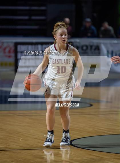 Thumbnail 2 in Eastlake vs. Bellarmine Prep (King Showcase) photogallery.