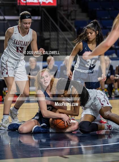 Thumbnail 3 in Eastlake vs. Bellarmine Prep (King Showcase) photogallery.