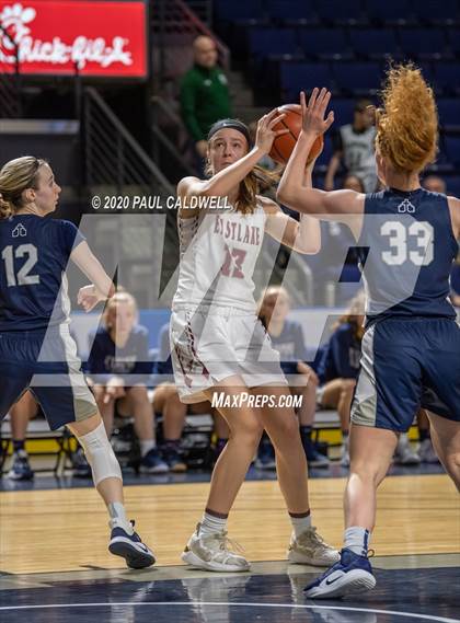 Thumbnail 3 in Eastlake vs. Bellarmine Prep (King Showcase) photogallery.