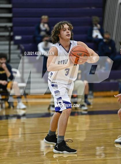 Thumbnail 3 in Strasburg vs. Rappahannock County photogallery.