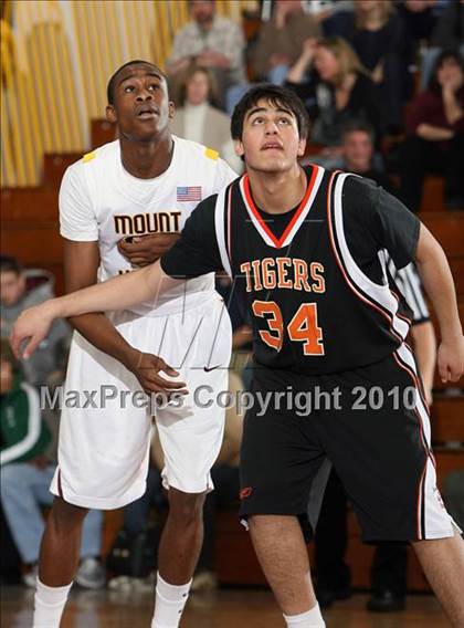 Thumbnail 3 in Mamaroneck @ Mt. Vernon (Section 1 Super Saturday) photogallery.