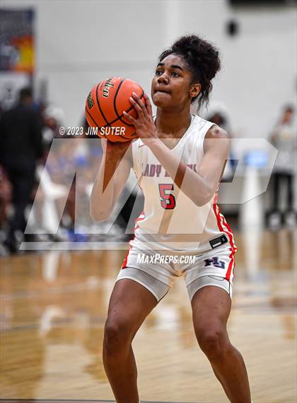 Thumbnail 3 in Hardin-Jefferson vs La Vega (UIL 4A Reg III Semifinal) photogallery.