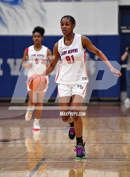 Thumbnail 1 in Hardin-Jefferson vs La Vega (UIL 4A Reg III Semifinal) photogallery.