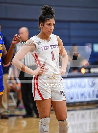 Thumbnail 1 in Hardin-Jefferson vs La Vega (UIL 4A Reg III Semifinal) photogallery.