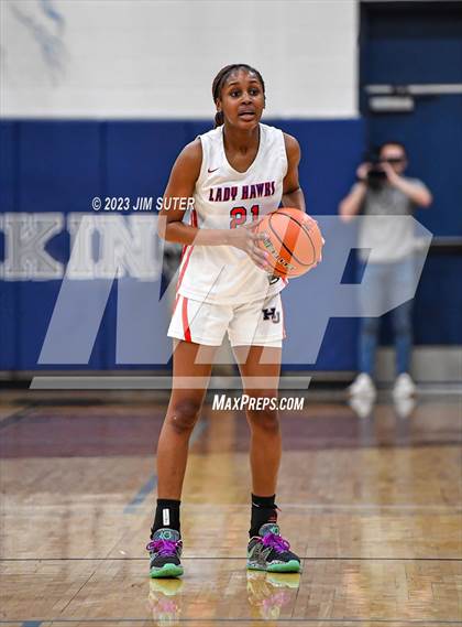 Thumbnail 2 in Hardin-Jefferson vs La Vega (UIL 4A Reg III Semifinal) photogallery.