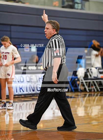 Thumbnail 2 in Hardin-Jefferson vs La Vega (UIL 4A Reg III Semifinal) photogallery.