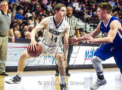 Thumbnail 1 in Immaculate vs. Coginchaug Regional (CIAC Class S Final) photogallery.