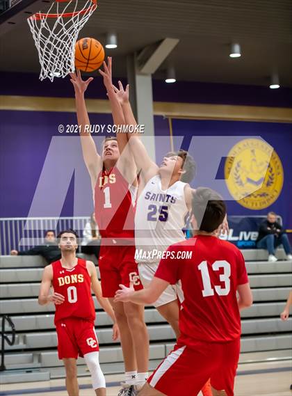 Thumbnail 2 in Cathedral Catholic vs. Notre Dame Prep (Torrey Pines Holiday Classic) photogallery.