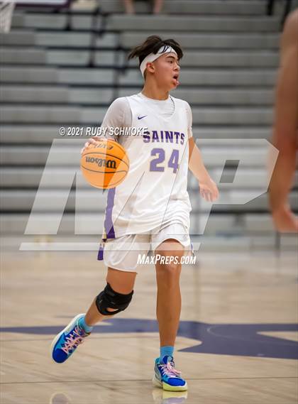 Thumbnail 2 in Cathedral Catholic vs. Notre Dame Prep (Torrey Pines Holiday Classic) photogallery.