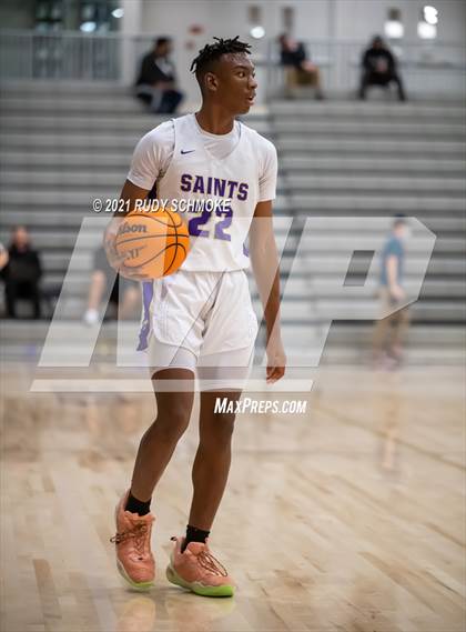 Thumbnail 1 in Cathedral Catholic vs. Notre Dame Prep (Torrey Pines Holiday Classic) photogallery.