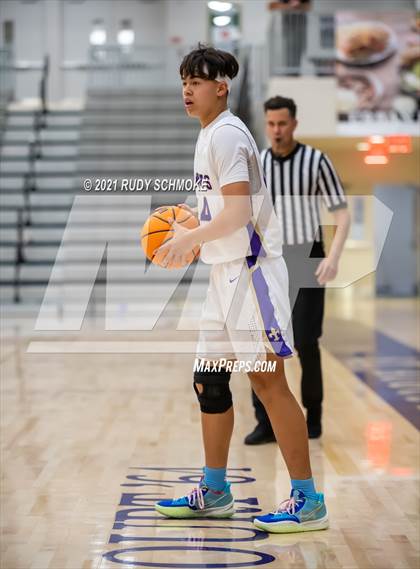 Thumbnail 1 in Cathedral Catholic vs. Notre Dame Prep (Torrey Pines Holiday Classic) photogallery.
