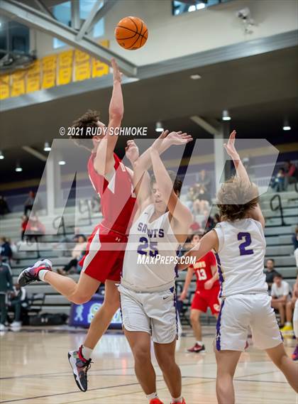 Thumbnail 1 in Cathedral Catholic vs. Notre Dame Prep (Torrey Pines Holiday Classic) photogallery.