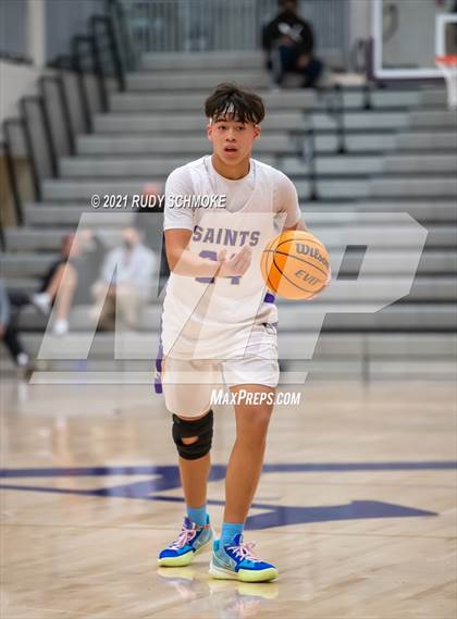 Thumbnail 3 in Cathedral Catholic vs. Notre Dame Prep (Torrey Pines Holiday Classic) photogallery.