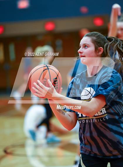 Thumbnail 3 in Noblesville @ Hamilton Heights photogallery.