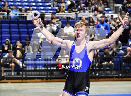 Thumbnail 2 in UIL State Championships - 5A 182lb Final photogallery.
