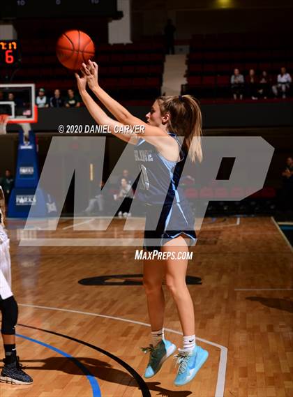 Thumbnail 2 in Ursuline vs. Hastings (Slam Dunk Tournament) photogallery.