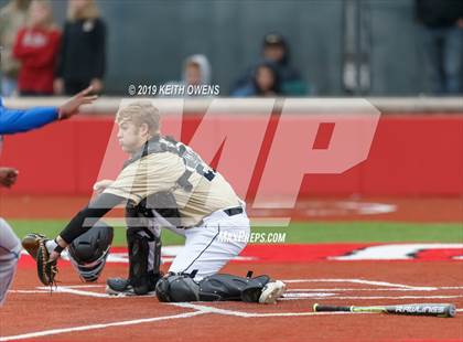 Thumbnail 3 in Mansfield vs. Hebron Game 2 (UIL 6A Area Playoff) photogallery.