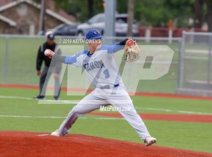 Thumbnail 3 in Mansfield vs. Hebron Game 2 (UIL 6A Area Playoff) photogallery.