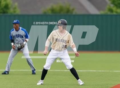 Thumbnail 2 in Mansfield vs. Hebron Game 2 (UIL 6A Area Playoff) photogallery.