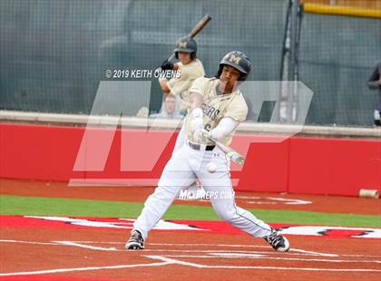 Thumbnail 2 in Mansfield vs. Hebron Game 2 (UIL 6A Area Playoff) photogallery.