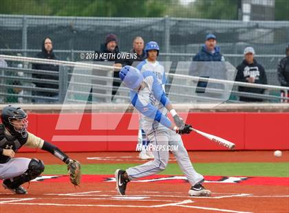 Thumbnail 1 in Mansfield vs. Hebron Game 2 (UIL 6A Area Playoff) photogallery.