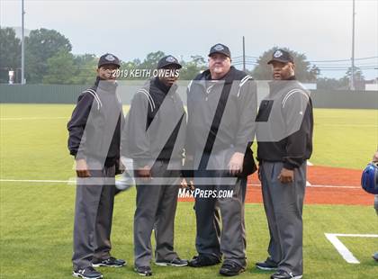 Thumbnail 1 in Mansfield vs. Hebron Game 2 (UIL 6A Area Playoff) photogallery.