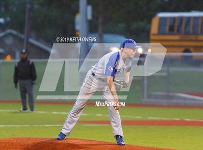 Thumbnail 1 in Mansfield vs. Hebron Game 2 (UIL 6A Area Playoff) photogallery.